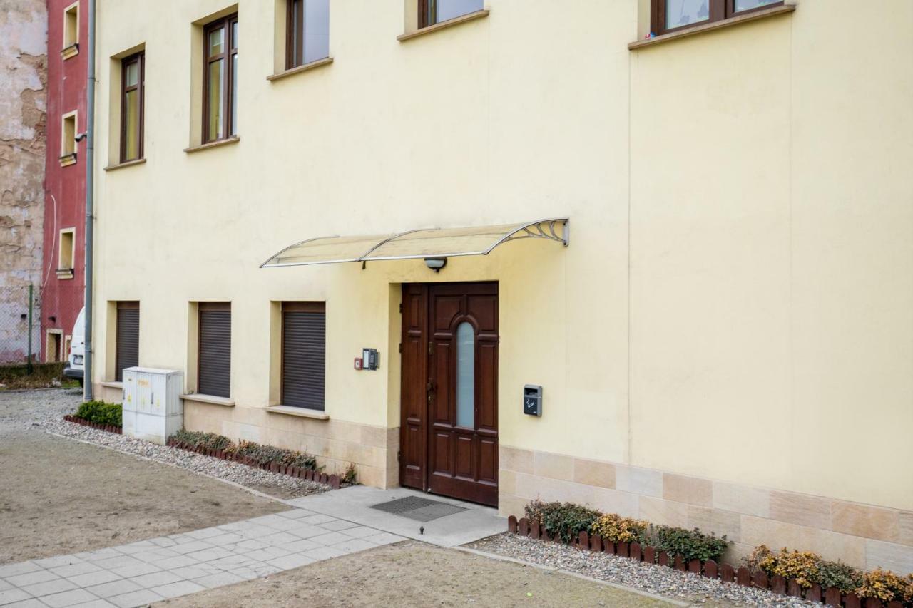 Apartament Gemini Dzierżoniów Екстериор снимка